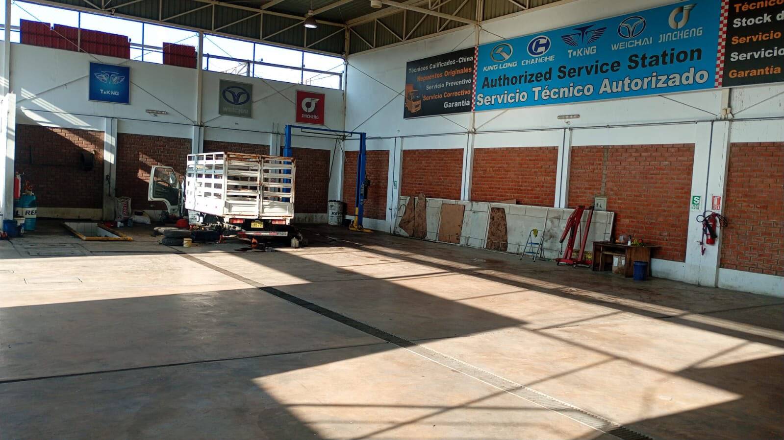 🏢 ALQUILER DE LOCAL COMERCIAL DE 1,129 M² CON TORRE PUBLICITARIA MONUMENTAL EN ICA — foto 6